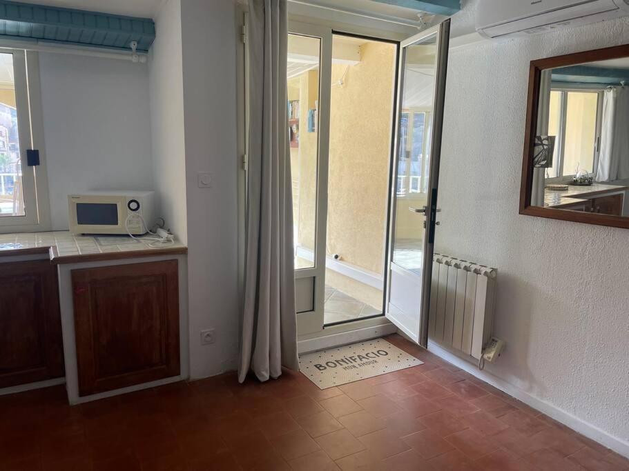 Sur Le Port Face A La Citadelle Apartment Bonifacio  Luaran gambar